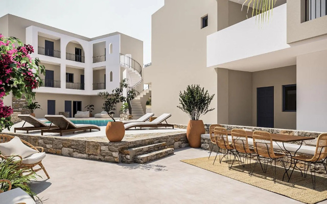 Nami Hotel & Suites
