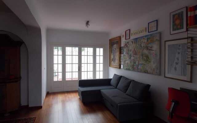 Very Pretty House In Great Location