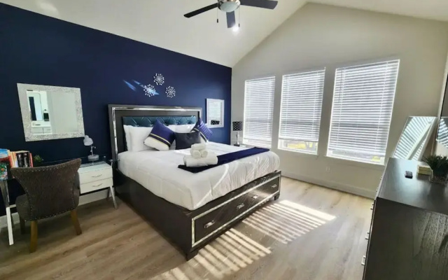 Stylish Houston Home Near NRG