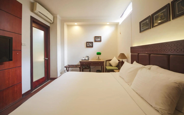 Hanoi E Central Hotel