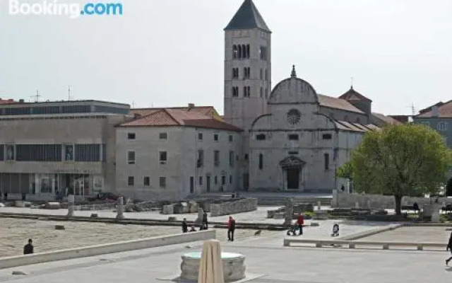 Tinel Superior Residence