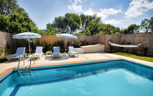 KAY8300 Villa Arican 3 Bedrooms