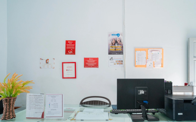 RedDoorz near Universitas Palangkaraya 2