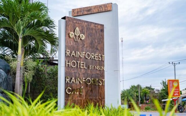Rainforest Hotel by NSUN