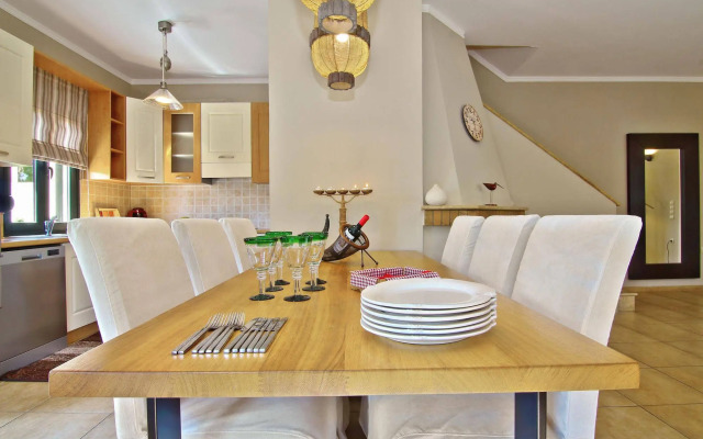 Glyfada Seaside Residence