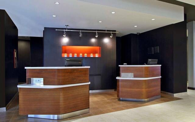 Courtyard by Marriott Victoria