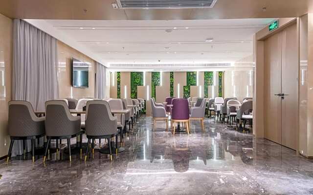 Lavande Hotel (Kunming Railway Station)