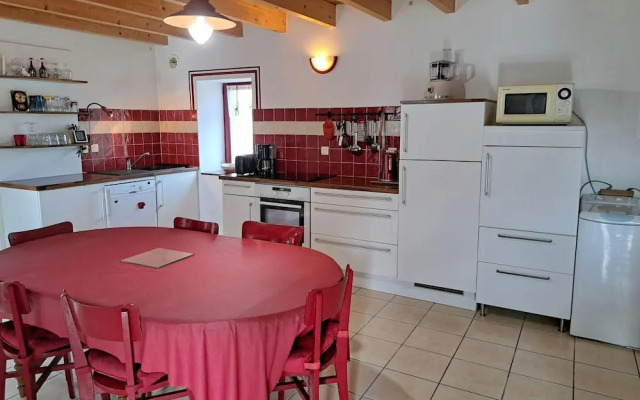 Stone House in Lilia Near Ile Vierge Lighthouse