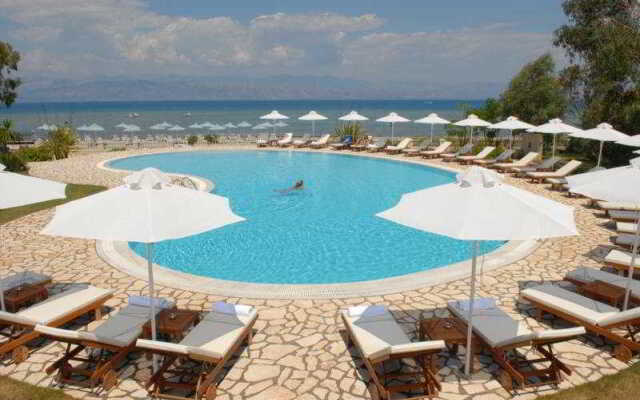 Chrismos Luxury Suites and Studios