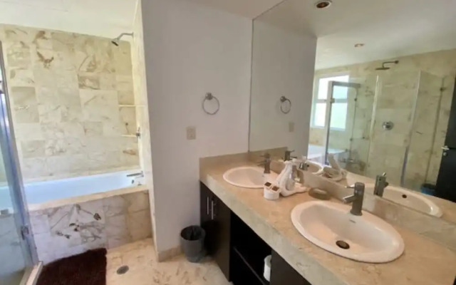 Bosque de los Aluxes by BVR