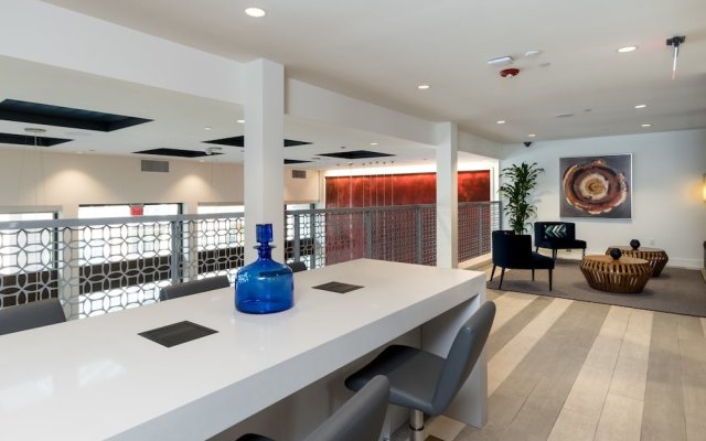 Bluebird Suites in Silicon Valley