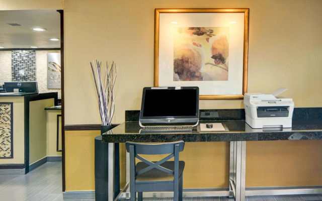 Quality Inn DFW Airport North