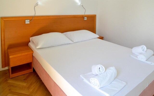 Stunning Apartment in Primosten With Wifi and 1 Bedrooms