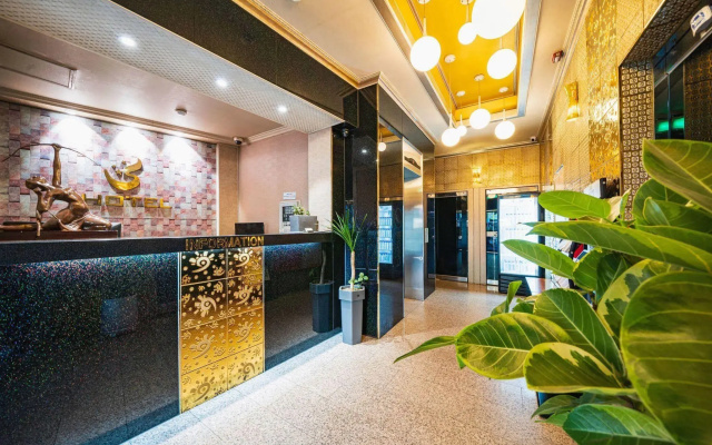 S Hotel