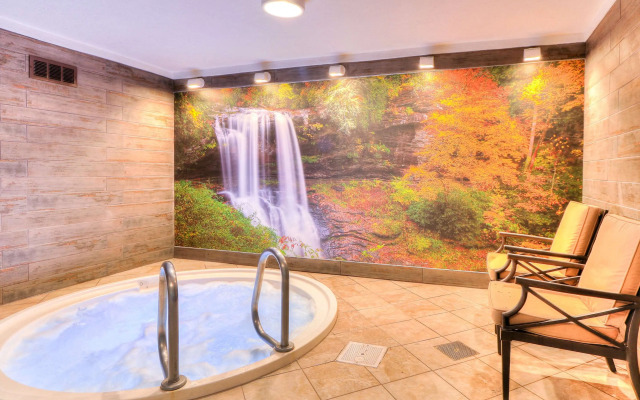 Quality Inn Near the Island Pigeon Forge