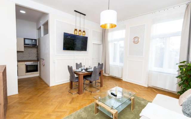 SISSI new luxurious apartment near Schönbrunn and Westbahnhof