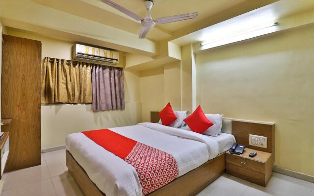 OYO 29992 Hotel Shreeji Palace