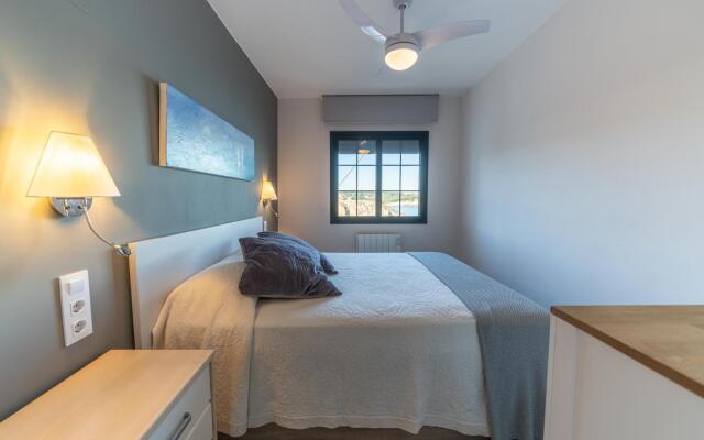 Lucia in L'Escala with 1 bedrooms and 1 bathrooms