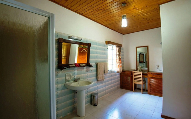 Le Tropique Villa - Adults Only