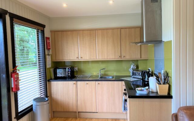 Birch 18 With Hot Tub, Newton Stewart