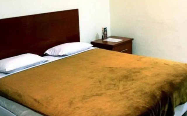 Soerabaja Place Guest House by ZUZU