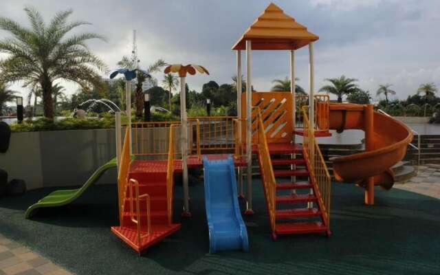 Quade Stay at Serpong Greenview