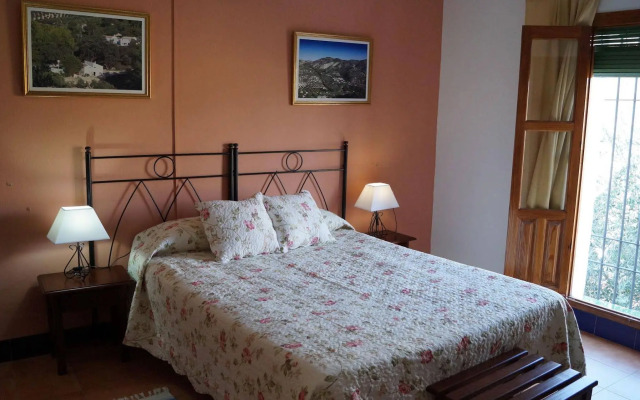 Hotel Caserio de Iznajar