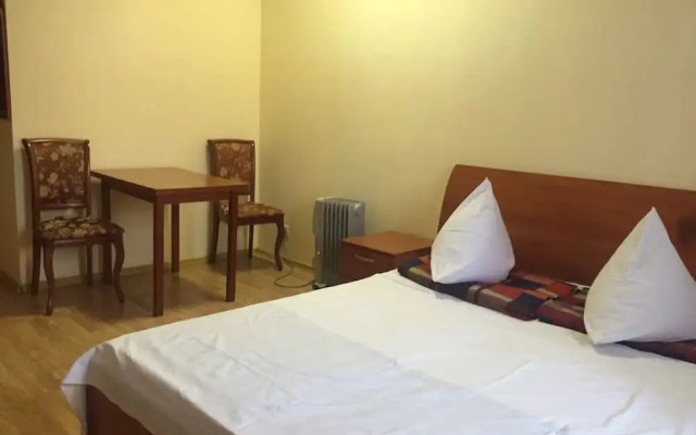 Novoyasenevskaya Hotel
