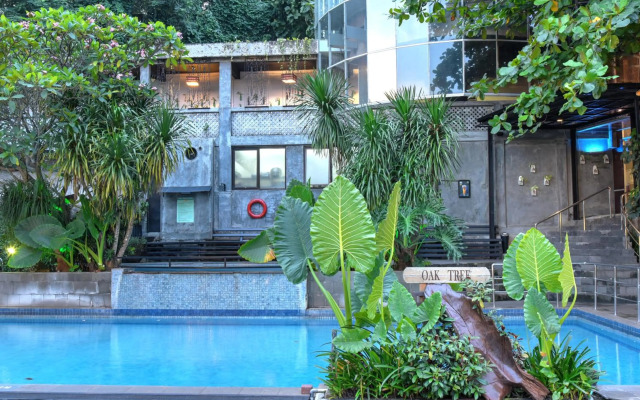 Oak Tree Emerald Hotel & Conventions Semarang