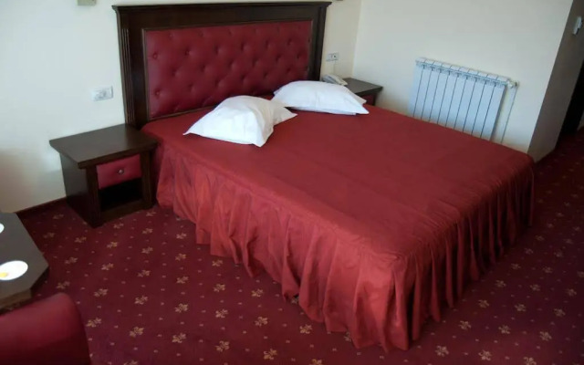 Hotel Golden Palace
