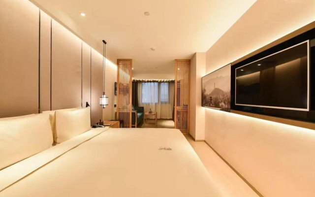 Beijing Guojiao Hotel