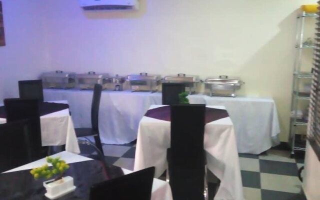 Concierge by Cubana