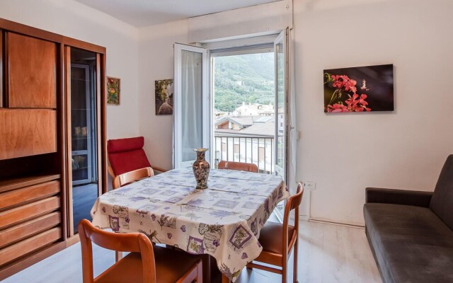 Stunning Apartment in Avio With 2 Bedrooms