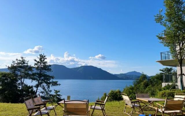 Zaishui Yifang Holiday Hotel