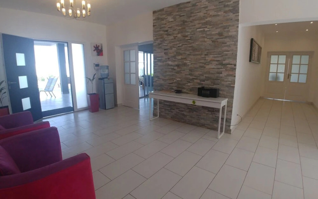 Splendid Villa 2015