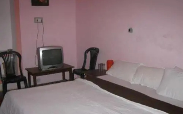Hotel The Kedar Dev'S