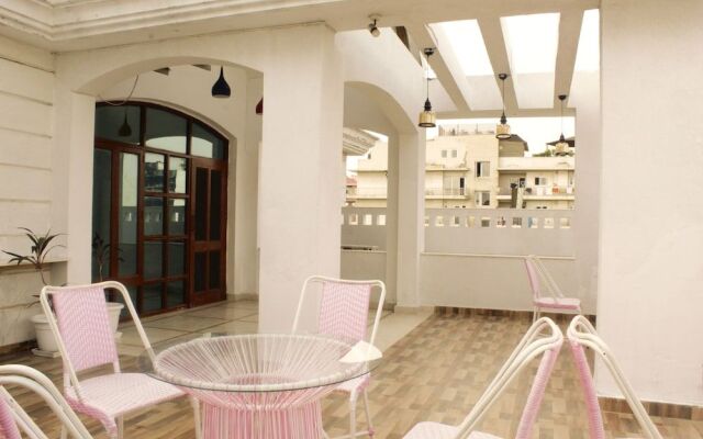 Datstop Hostel