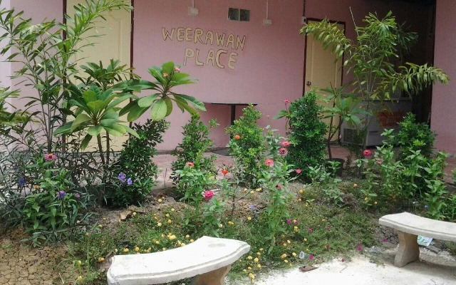 Weerawan Guesthouse