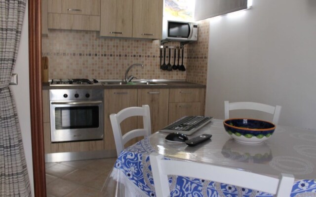 Amalfi Coast Incoming