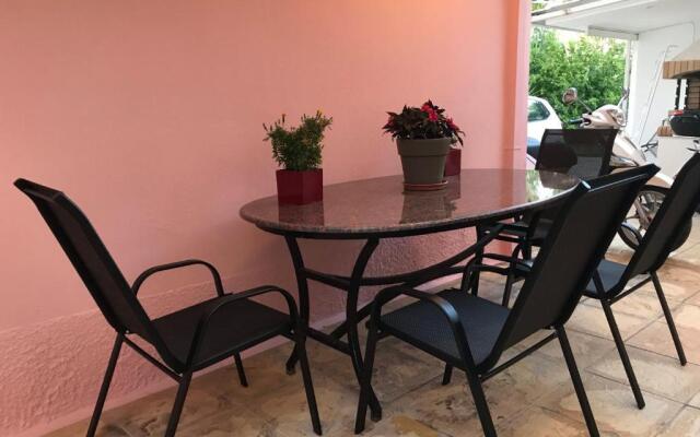 Ionian Stylish Apartment