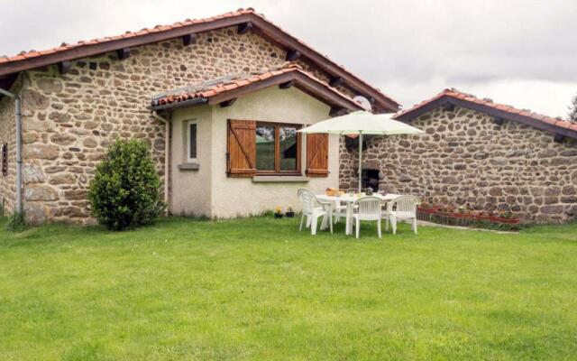 Gîte Sauvain, 4 pièces, 6 personnes - FR-1-496-42