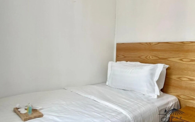 Atap Hotel