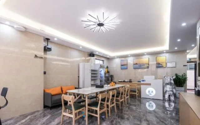 Meichen Elevator Homestay