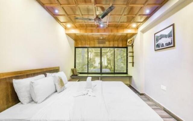 Apartment with a pool in Arpora, Goa, by GuestHouser 31843