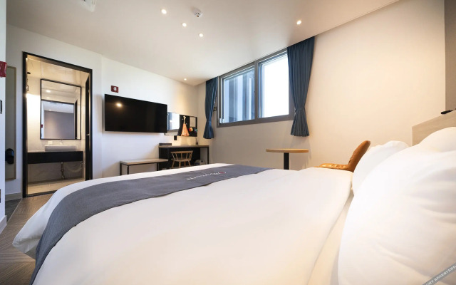 Sokcho Brooklyn Hotel