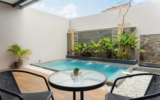 Calma Jawon Villa Bantul Jogja