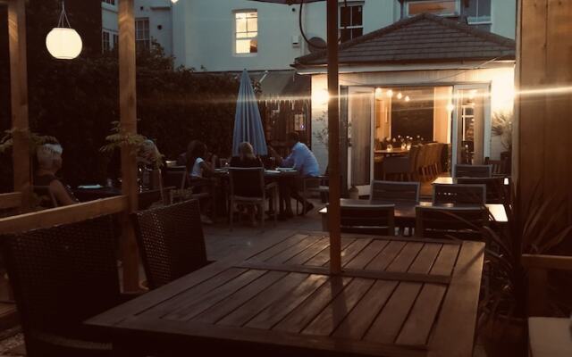 Morleys Bistro | By Huluki Sussex Stays