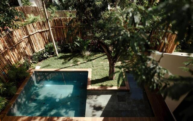 New 4BR Modern Villa w/ private pool & jacuzzi
