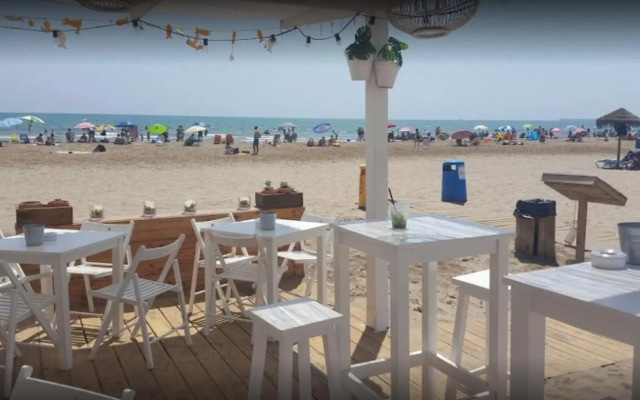 New Luxury Beachfront Apartament