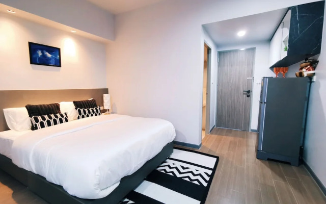 Star Sukhumvit by OYO Rooms